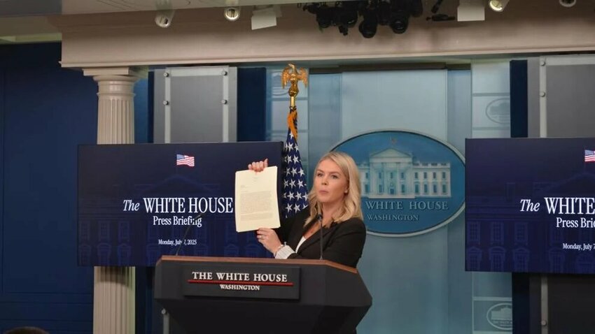 White House Press Secretary Karoline Leavitt holds a letter from President Donald Trump to Prime Minister of Japan Ishiba Shigeru announcing a 25% tariff on U.S. goods in Japan.
