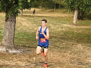La Center sophomore Lou Kissinger runs his way to a first-place finish at a 1A Trico League meet of all teams at Vancouver Lake on Wednesday, Oct. 1.