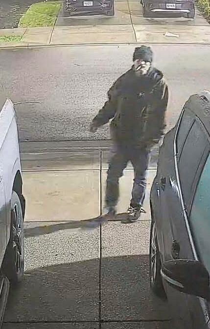 The suspect in a string of vehicle break-ins across Battle Ground remains at large, and police are asking for the public&rsquo;s help identifying him.