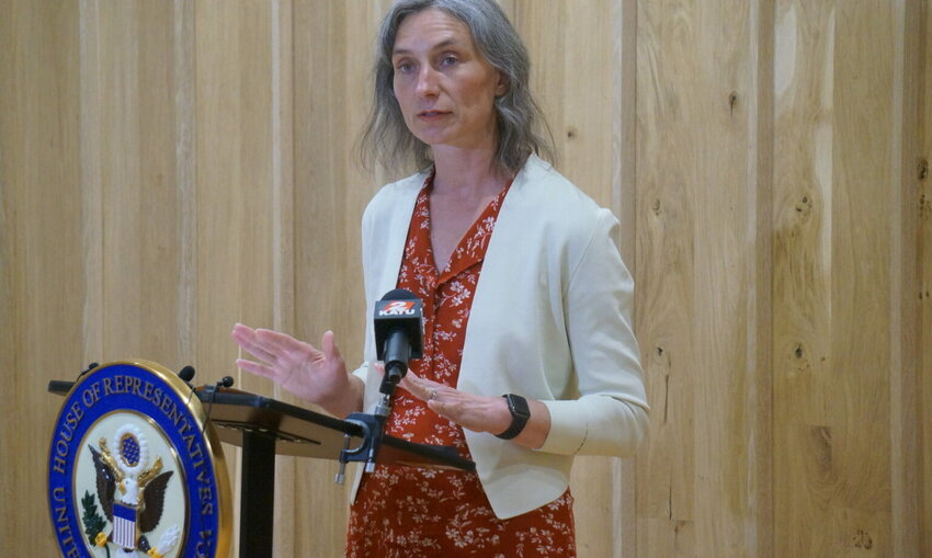 U.S. Rep. Maxine Dexter, representing Oregon&rsquo;s 3rd Congressional District, meets with reporters at the Portland International Airport April 22, 2025. Dexter was returning from a trip to El Salvador, where she and three other Congressional Democrats attempted to meet with wrongfully deported Maryland man Kilmar Abrego Garcia, who is being detained in an unknown location. (Alex Baumhardt/Oregon Capital Chronicle)