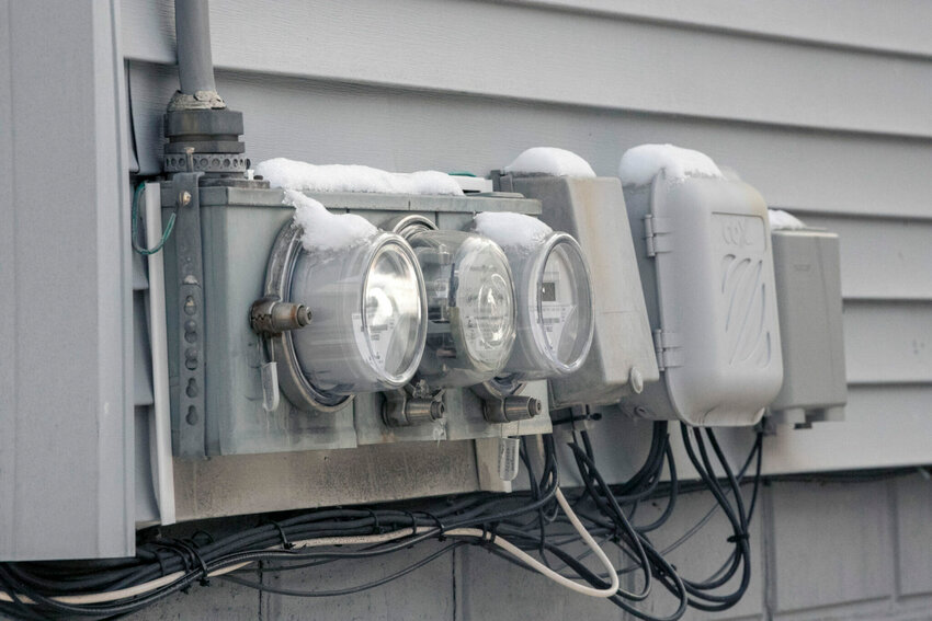 State-by-state figures from monthly utility bill data show, on average, American households paid roughly $110, or 6.4%, more for electricity in 2025, compared to 2024. (Photo by Alexander Castro/Rhode Island Current)