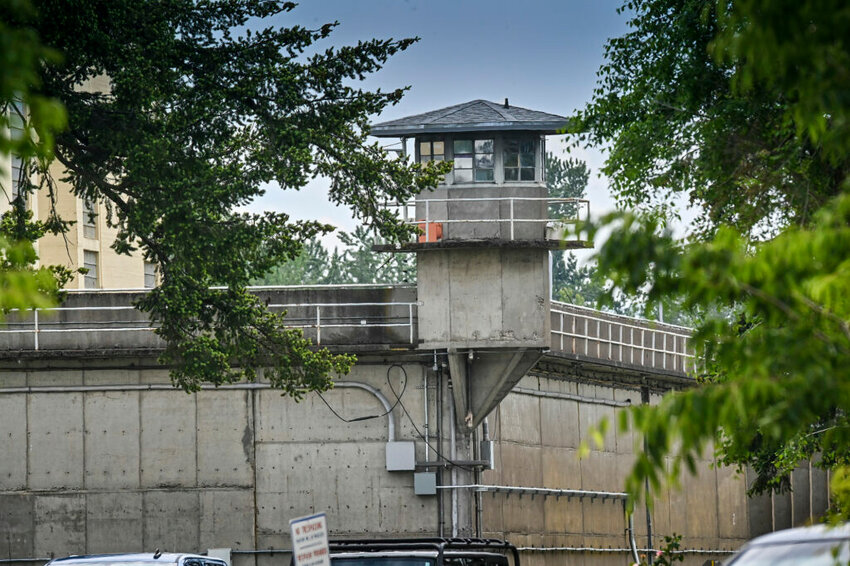 The Oregon State Penitentiary in Salem. The state&rsquo;s prison system is the subject of a lawsuit over the treatment of transgender women in state custody. (Photo by Ron Cooper/Oregon Capital Chronicle)