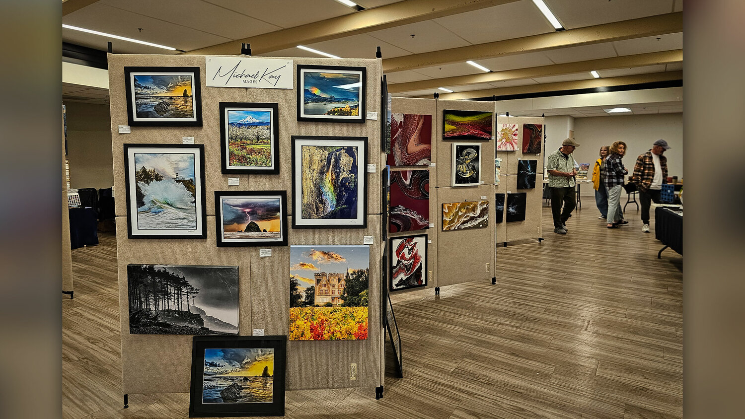 Society of Washington Artists puts on second annual art market in Hazel Dell